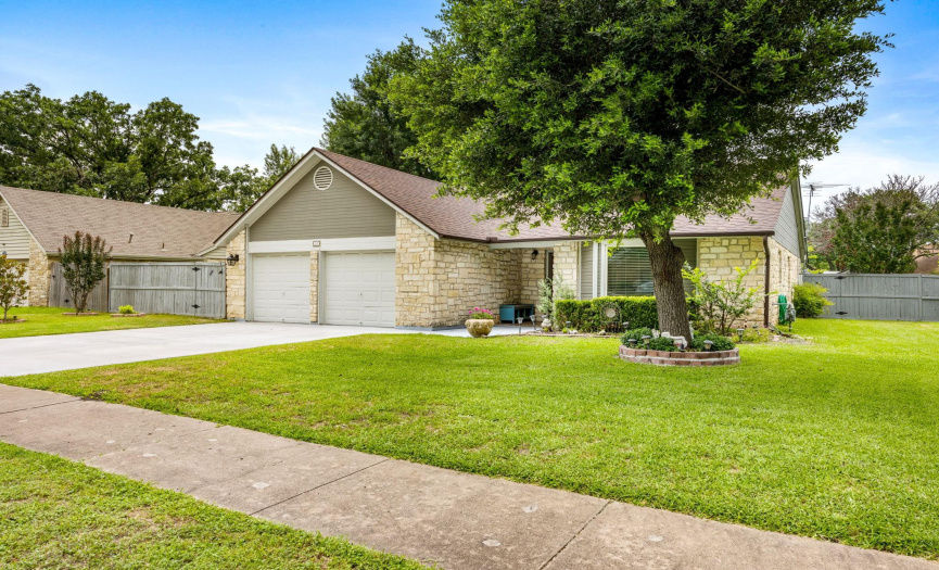 201 Applewood DR, Pflugerville, Texas 78660, 3 Bedrooms Bedrooms, ,2 BathroomsBathrooms,Residential,For Sale,Applewood,ACT6316102