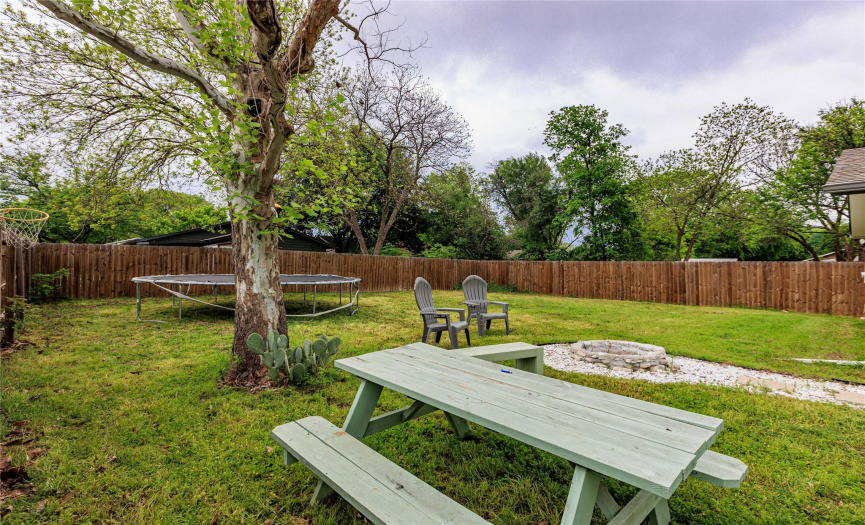 2300 Valley High CIR, Austin, Texas 78744, 3 Bedrooms Bedrooms, ,1 BathroomBathrooms,Residential,For Sale,Valley High,ACT7614467