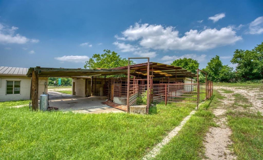 1312 Us Highway 281, Lampasas, Texas 76550, ,Commercial Sale,For Sale,Us Highway 281,ACT4748077