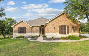 880 Haven Point LOOP, New Braunfels, Texas 78132 For Sale