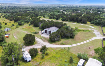 2570 county road 414, Spicewood, Texas 78669 For Sale