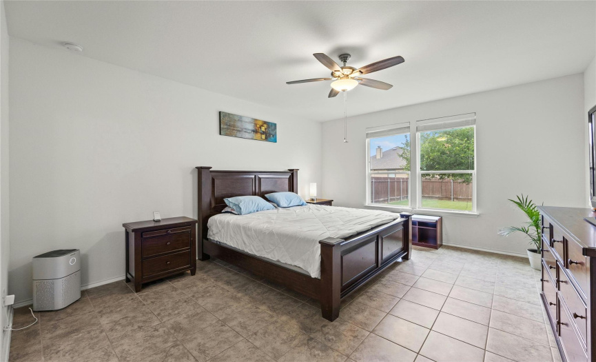 8033 Gato LN, Round Rock, Texas 78665, 5 Bedrooms Bedrooms, ,3 BathroomsBathrooms,Residential,For Sale,Gato,ACT5503679