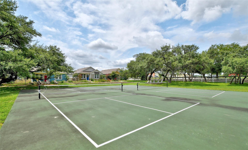 Pickleball Courts walking distance away