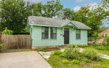 935 52nd ST, Austin, Texas 78751, 1 Bedroom Bedrooms, ,1 BathroomBathrooms,Residential,For Sale,52nd,ACT8210688