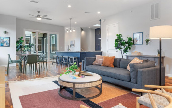 Looking for the ultimate downtown lifestyle? This stunning contemporary home in East Austin is your dream come true!