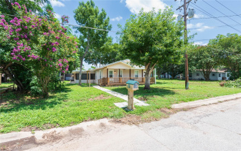 705 Laurel Ave, Luling, Texas 78648 For Sale