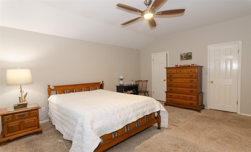 8600 Ganttcrest DR, Austin, Texas 78749, 3 Bedrooms Bedrooms, ,2 BathroomsBathrooms,Residential,For Sale,Ganttcrest,ACT5972514