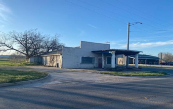 101, 103 Franklin ST, Holland, Texas 76534, ,Commercial Sale,For Sale,Franklin,ACT2407454