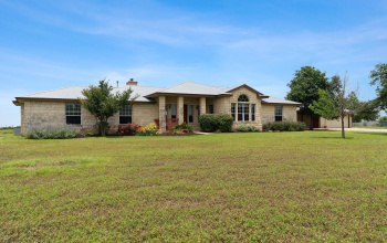 400 Hyview LN, Hutto, Texas 78634, 4 Bedrooms Bedrooms, ,3 BathroomsBathrooms,Farm,For Sale,Hyview,ACT9103139