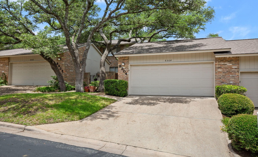 8304 Summer Place DR, Austin, Texas 78759, 2 Bedrooms Bedrooms, ,2 BathroomsBathrooms,Residential,For Sale,Summer Place,ACT2138120