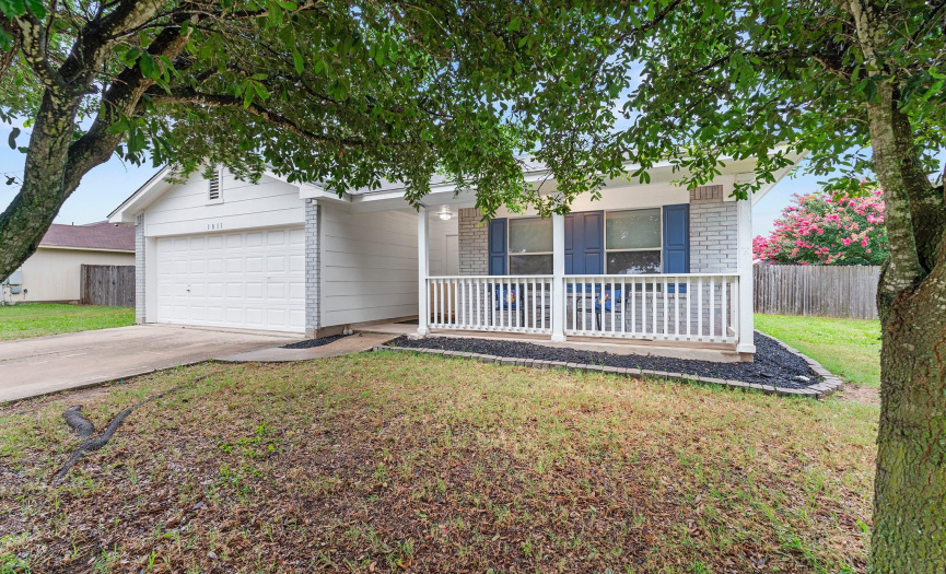 1011 Stewart DR, Hutto, Texas 78634, 3 Bedrooms Bedrooms, ,2 BathroomsBathrooms,Residential,For Sale,Stewart,ACT6819505
